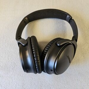 Bose QuietComfort 35 Noise Cancelling Wireless Headphones - Black
